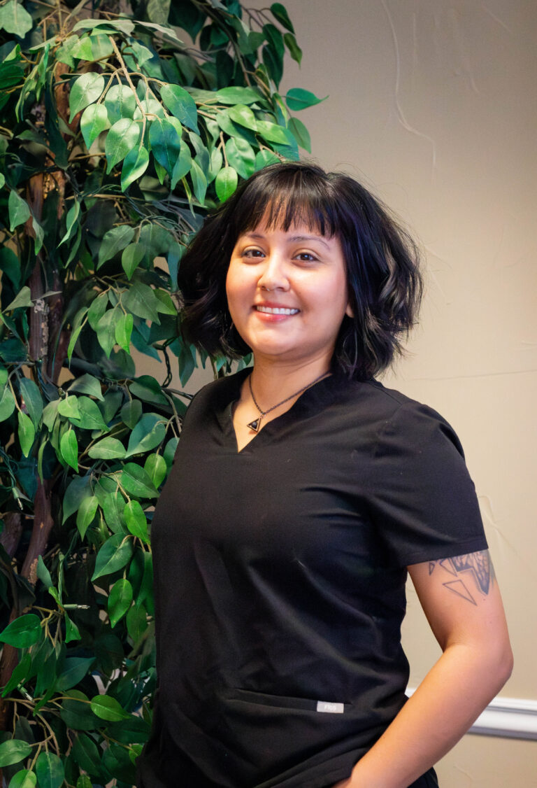 Aileen_Front Office Lead